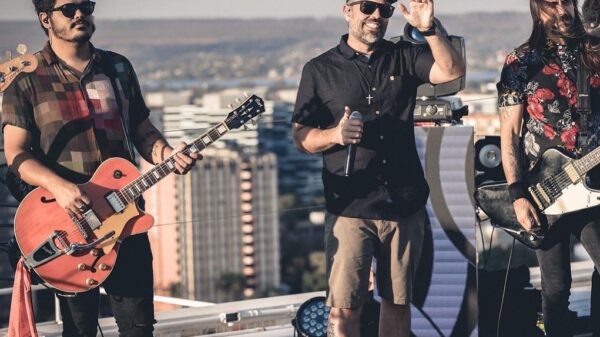 Bloco Eduardo e Mônica - Carnaval do Brasília Shopping