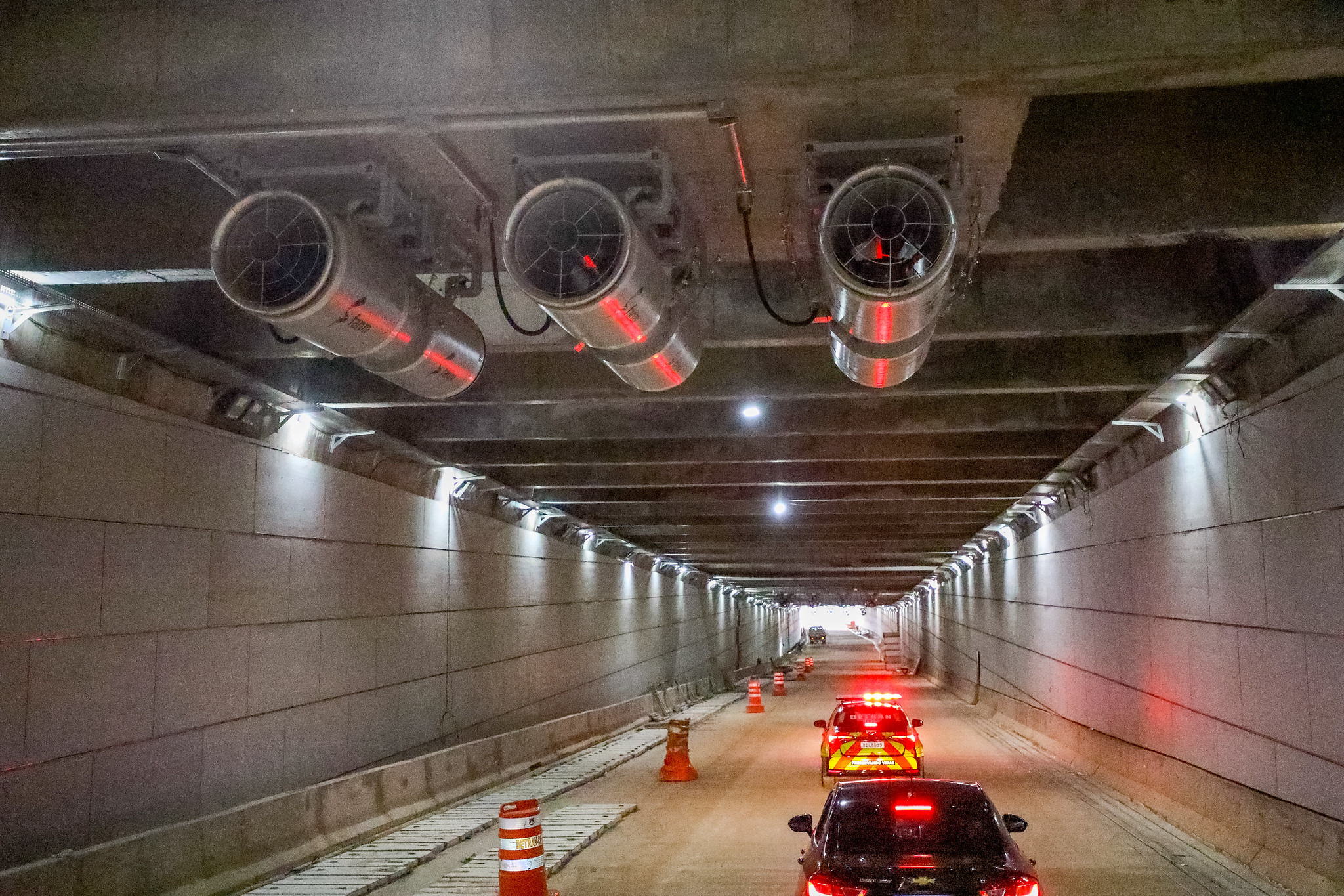 Manutenção ventiladores Túnel Rei Pelé