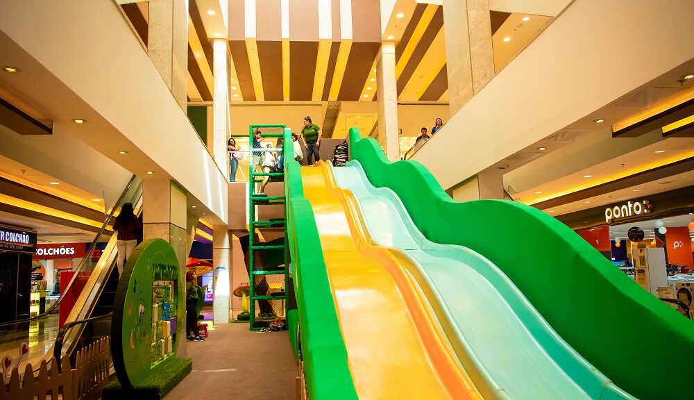 Tobogã do Bob Zoom no Conjunto Nacional