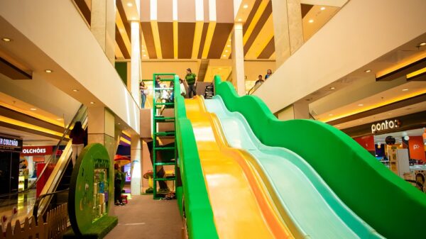 Tobogã do Bob Zoom no Conjunto Nacional