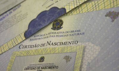 Certidão de Nascimento