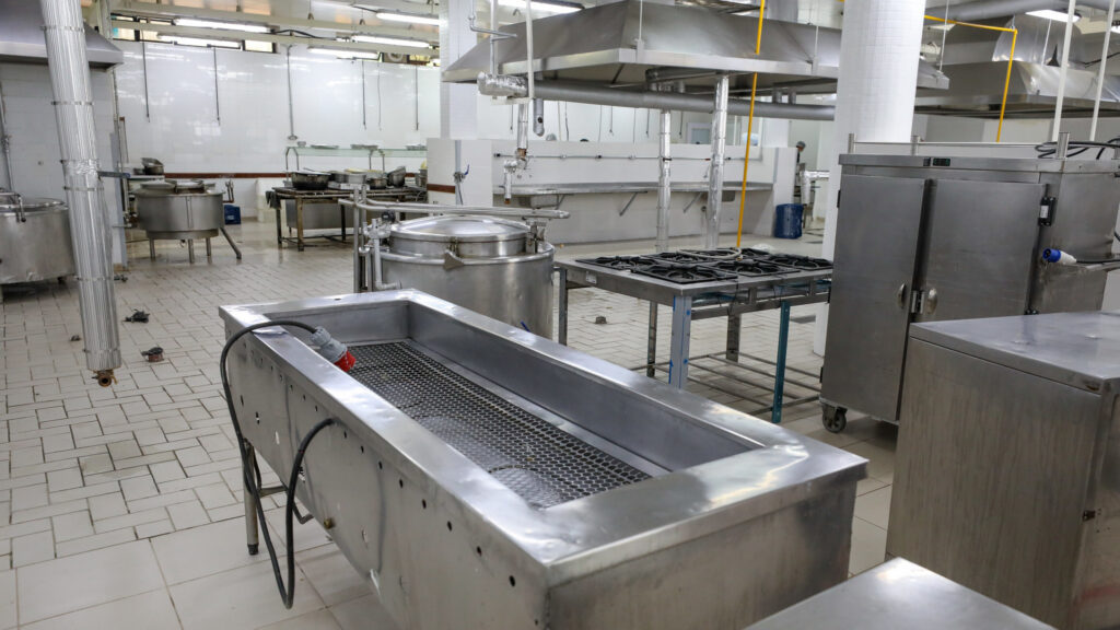 GDF entrega nova cozinha do Hospital de Base