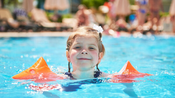 Prevenção de afogamento de crianças