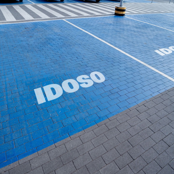 Vaga exclusiva para idosos