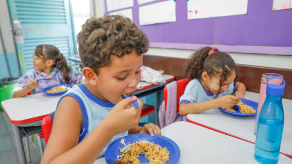 Ações em escolas públicas combatem o consumo de alimentos ultraprocessados