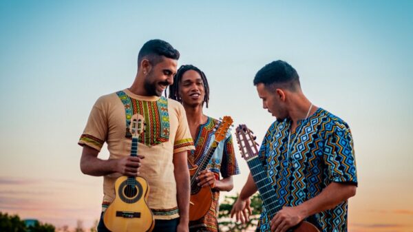 Música nas Feiras 2024 - Chorando Baixinho