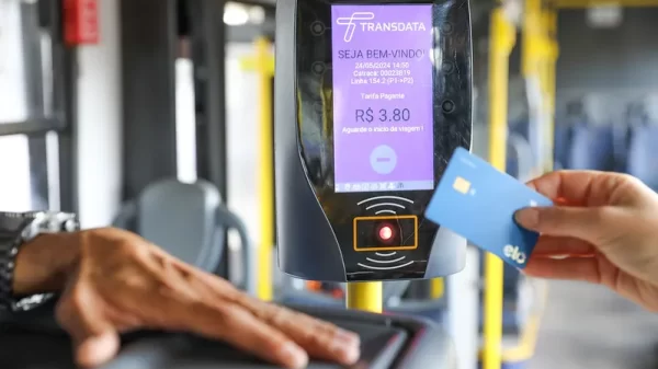 Pagamento com cartão de crédito e débito transporte público DF