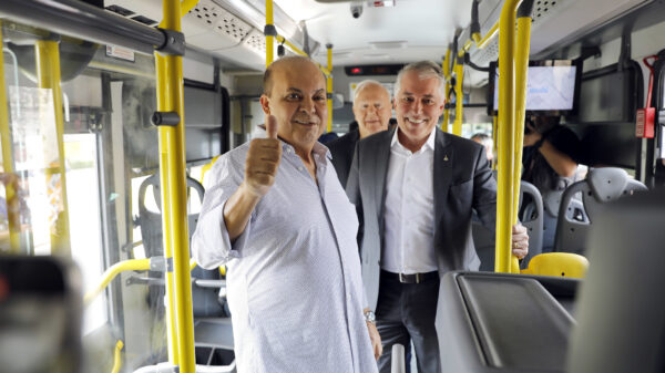 Ibaneis renovação frota de ônibus DF