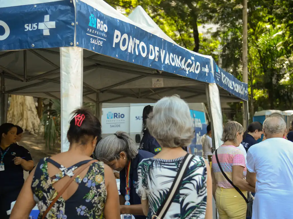 vacina gripe idosos