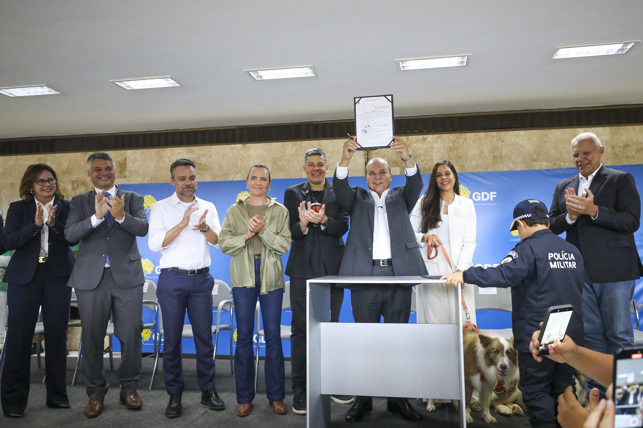 Lançamento cartões Ração e Castração GDF