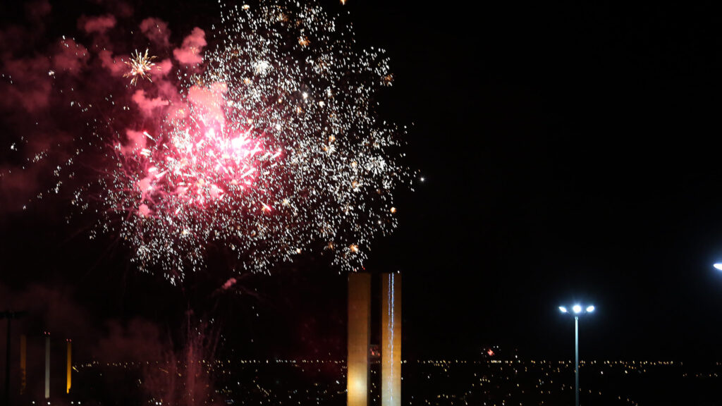 Réveillon 2026 Brasília Esplanada e Prainha