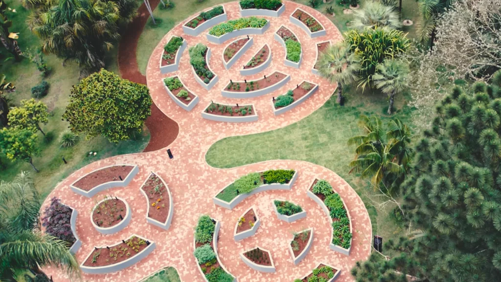 jardim-de-todos-os-sentidos-inhotim