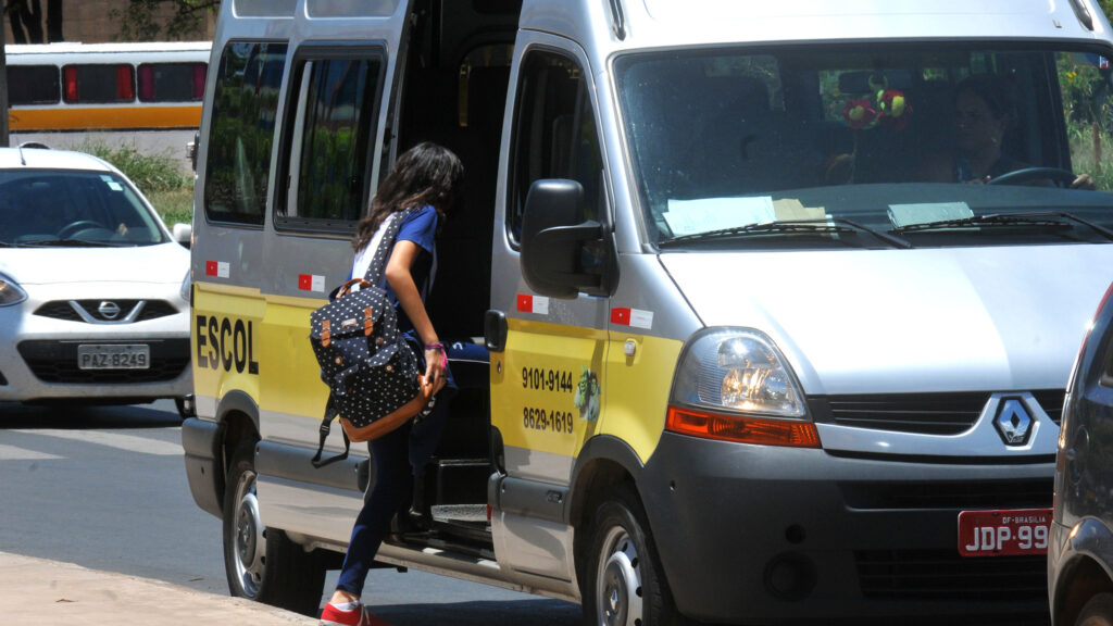 transporte escolar Detran-DF