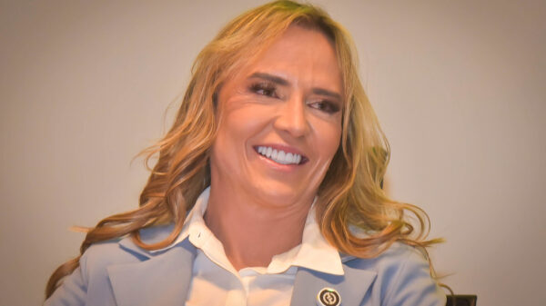Celina assume comando do GDF