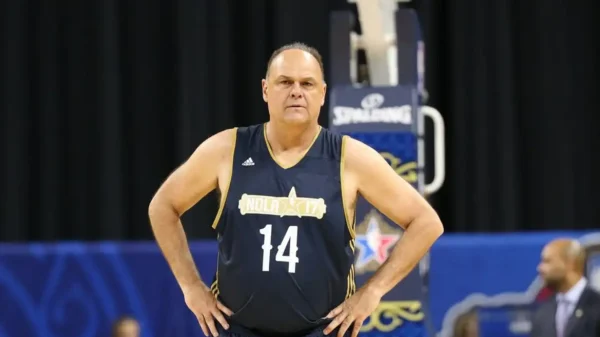Jogador de basquete Oscar Schmidt morre aos 68 anos em São Paulo