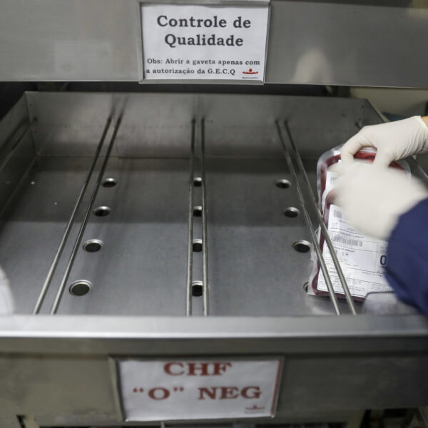 estoque sangue fundação hemocentro de brasília