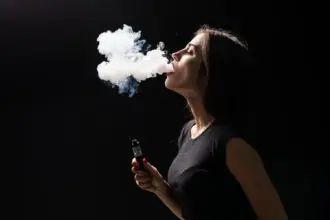 Dia Mundial sem Tabaco vapes disfarçados ameaçam jovens