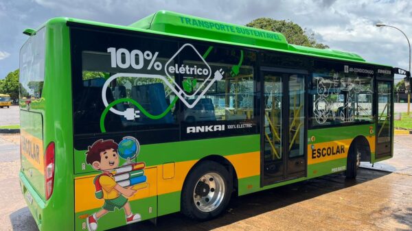 ônibus escolar elétrico DF