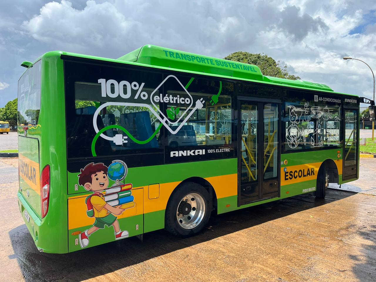 ônibus escolar elétrico DF